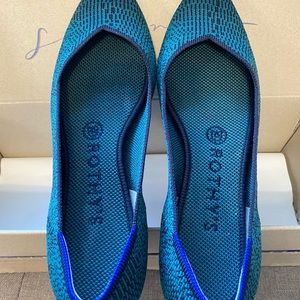 Rothy’s pointed toe flat